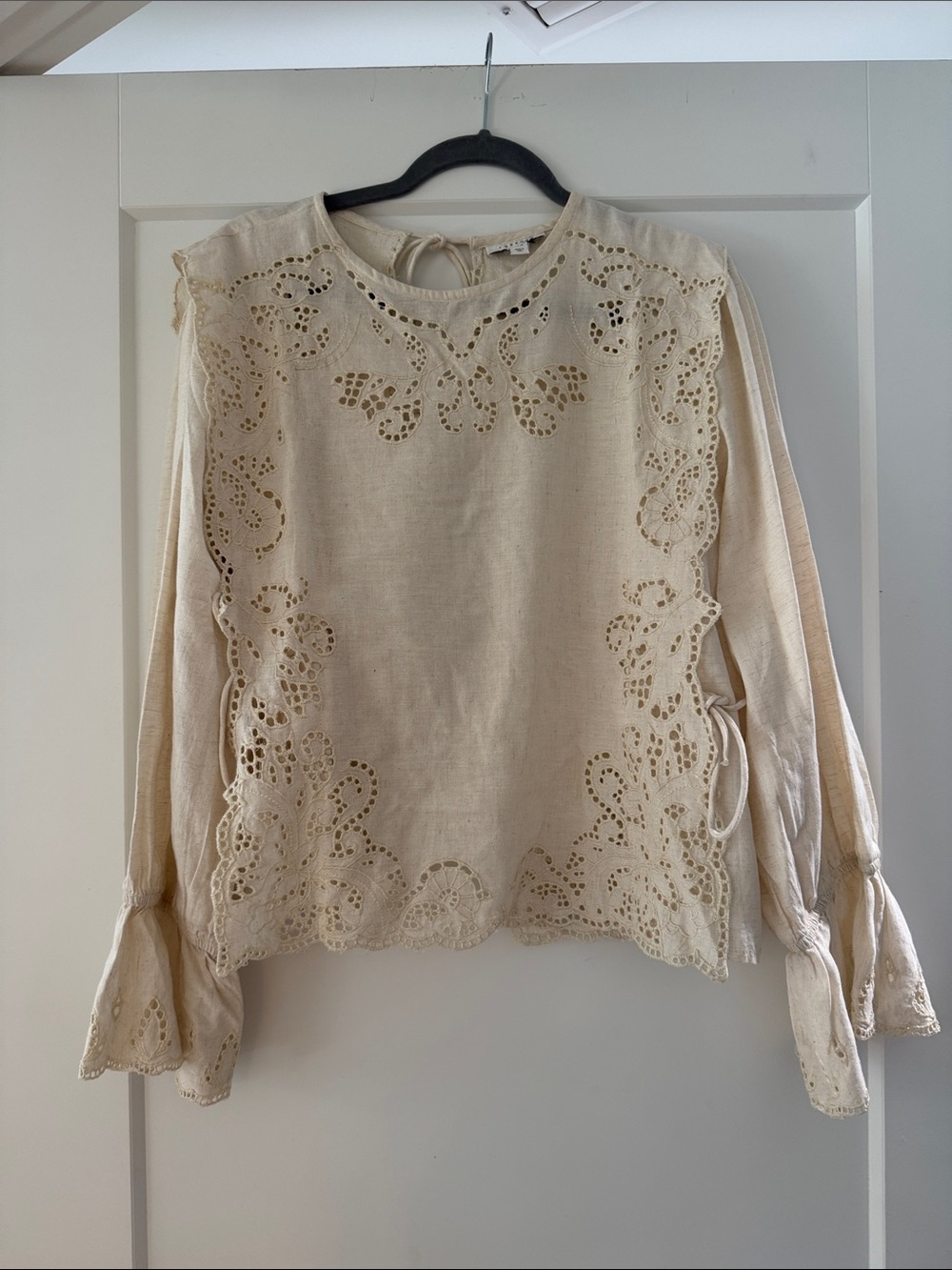 NWOT Topshop Women’s Cream Linene Eyelet Lace Long-Sleeve Top with Ties